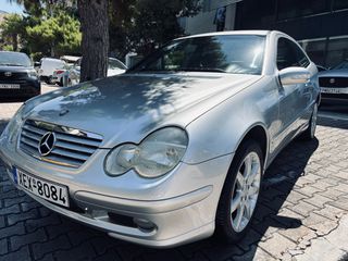 Mercedes-Benz C 200 2003