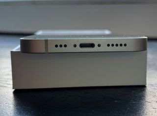 iPhone 13 - 128 GB-thumb-4