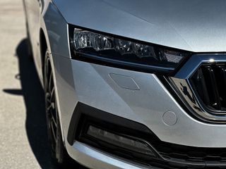 Skoda Octavia 2021 COMBI 2.0 DSG STYLE-thumb-9