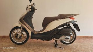 Piaggio Medley 150 2023-thumb-5