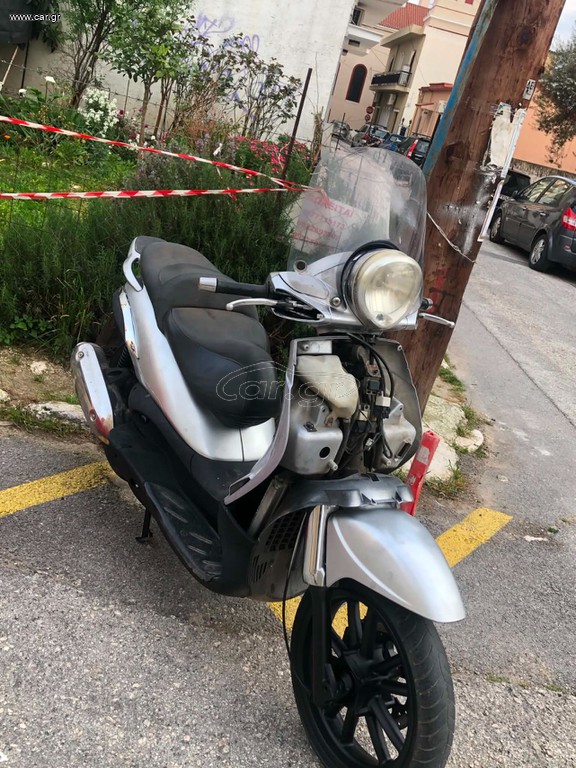 Piaggio Beverly 250 Tourer 2007 Πωλούνται και χαρτιά ξεχωριστά