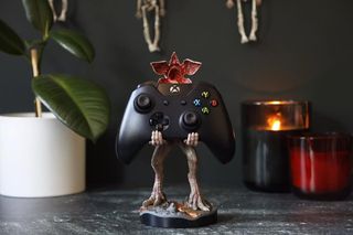 Cable Guys - Demogorgon Cable Guy / PlayStation 5-thumb-4