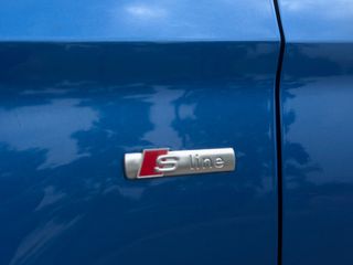 Audi A3 2018 CABRIOLET//S-LINE//150HP// BLUE CRYSTAL !-thumb-10