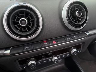 Audi A3 2018 CABRIOLET//S-LINE//150HP// BLUE CRYSTAL !-thumb-25