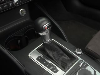 Audi A3 2018 CABRIOLET//S-LINE//150HP// BLUE CRYSTAL !-thumb-27