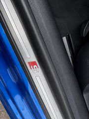 Audi A3 2018 CABRIOLET//S-LINE//150HP// BLUE CRYSTAL !-thumb-33