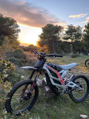 Sur-Ron 2025 79 falcon pro e-bike  72 volts-thumb-5