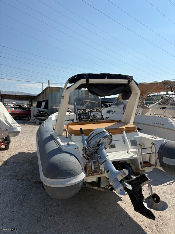 Lambro Boat 2001