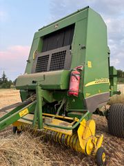 Πρέσες John Deere 2003