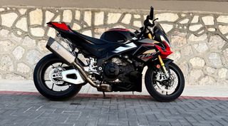 Aprilia Tuono 1000 Factory 2025 Tuono 1100 factory V4