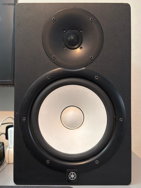 Yamaha HS8 + Gravity SP 3202 (Studio Monitors + Stands)