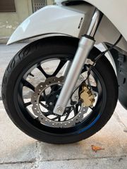 Piaggio Medley 200 2025-thumb-4