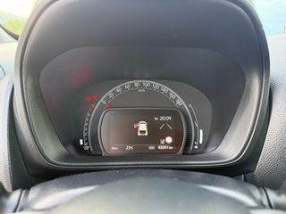 Toyota Aygo (X) 2022-thumb-9
