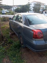 Toyota Avensis 2004
