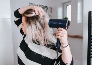 BLDC VV8100 CONCEPT Hair Dryer-thumb-4