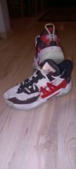 adidas running/nike jordan-thumb-12