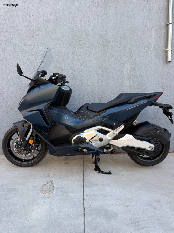 Honda Forza 750 2023 Σαν καινούργιο
