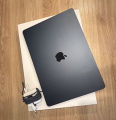 MacBook Air 15" M2 2023-thumb-1
