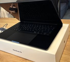 MacBook Air 15" M2 2023-thumb-9