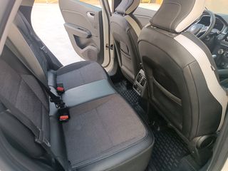 Renault Captur 2020 AUTOMATIC-thumb-37