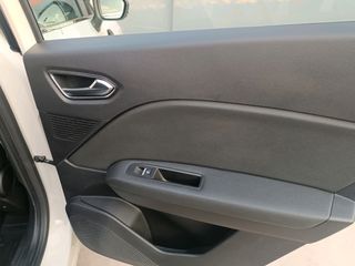 Renault Captur 2020 AUTOMATIC-thumb-38