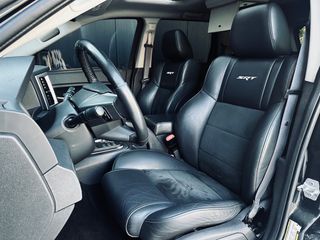 Jeep Grand Cherokee 2009 SRT8 6.1L HEMI-thumb-14