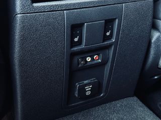 Jeep Grand Cherokee 2009 SRT8 6.1L HEMI-thumb-27