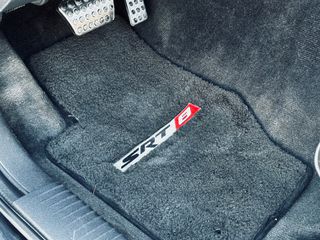 Jeep Grand Cherokee 2009 SRT8 6.1L HEMI-thumb-25