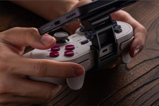 8BitDo - Mobile Clip for Pro 2/Pro 3 / PlayStation 5-thumb-2