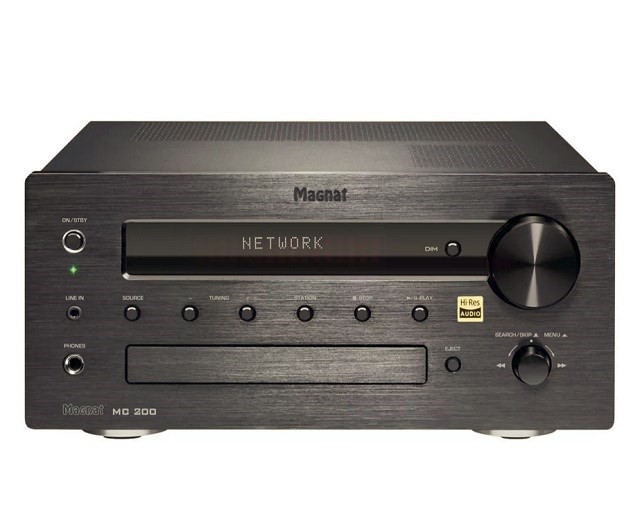 STEREO AMPLIFIER MAGNAT MC-200