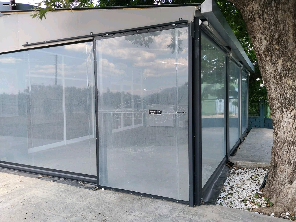 υπόστεγο με πλαϊνά νάιλον