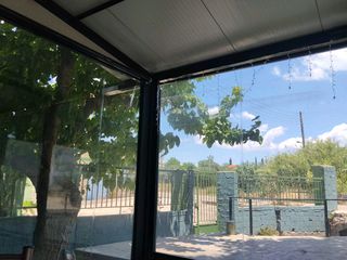 υπόστεγο με πλαϊνά νάιλον-thumb-2