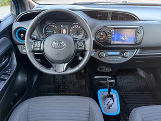 Toyota Yaris 2018 HYBRID BI-TONE NAVI CLIMA PANORAMA 45.000Km!!!-thumb-30