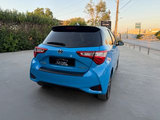 Toyota Yaris 2018 HYBRID BI-TONE NAVI CLIMA PANORAMA 45.000Km!!!-thumb-12