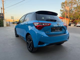 Toyota Yaris 2018 HYBRID BI-TONE NAVI CLIMA PANORAMA 45.000Km!!!-thumb-17