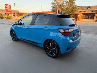Toyota Yaris 2018 HYBRID BI-TONE NAVI CLIMA PANORAMA 45.000Km!!!-thumb-18
