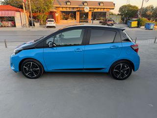 Toyota Yaris 2018 HYBRID BI-TONE NAVI CLIMA PANORAMA 45.000Km!!!-thumb-19