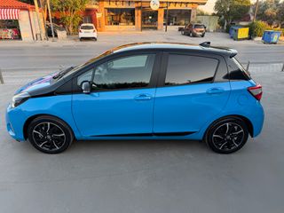Toyota Yaris 2018 HYBRID BI-TONE NAVI CLIMA PANORAMA 45.000Km!!!-thumb-21