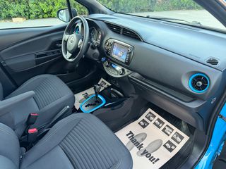 Toyota Yaris 2018 HYBRID BI-TONE NAVI CLIMA PANORAMA 45.000Km!!!-thumb-31