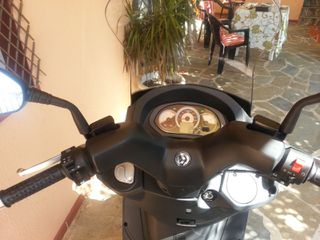 Sym Joyride 200i EVO 2013-thumb-2