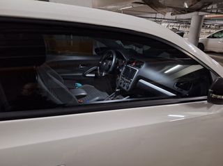 Volkswagen Scirocco 2009 2.0 TSI DSG-thumb-7