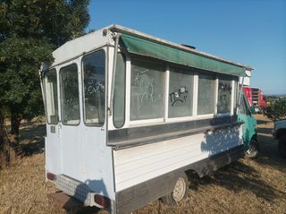 Καντίνα Mercedes-Benz 2006 D205
