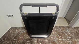 ο ηλεκτρικός αναδιπλούμενος διάδρομος KingSmith WalkingPad R2 Pro τρεξίματος