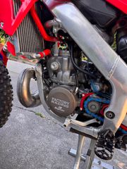 Honda CR 250R 2001-thumb-11