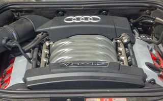 Audi A8 2005 4.2 FSI V8 QUATTRO / Πρώτο Χέρι / Ελληνικής Αντιπροσωπείας-thumb-2
