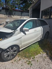 Mercedes-Benz B 180 2015