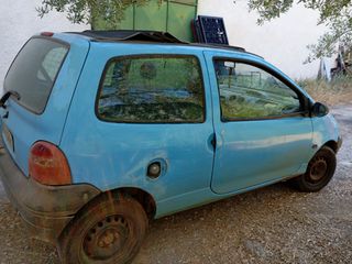 Renault Twingo 2000-thumb-5