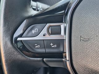 Peugeot 2008 2022-thumb-18