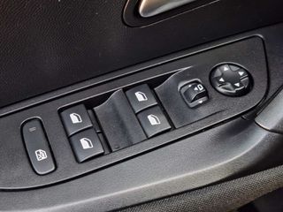 Peugeot 2008 2022-thumb-20