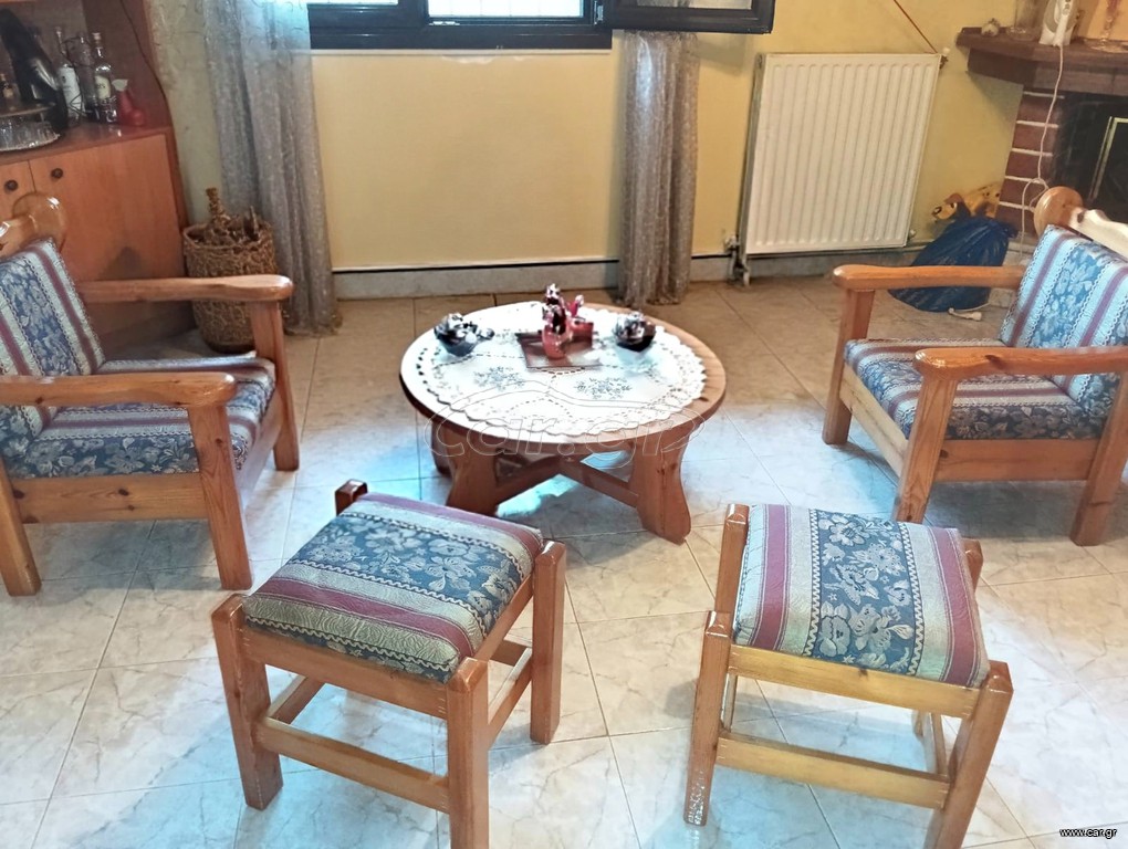 Σαλονακι πεντε τεμαχίων